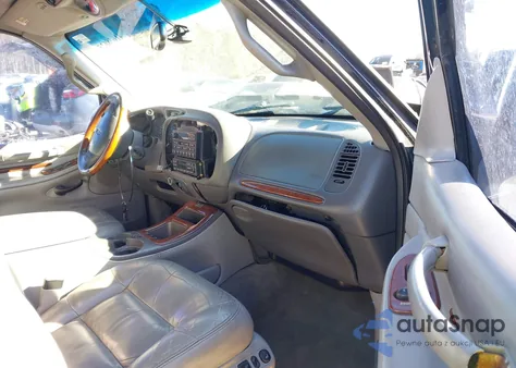 2000 Lincoln Navigator z USA, uszkodzony, nr VIN 5LMPU28A4YLJ03601